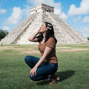 Meet your Posher, Kassandra